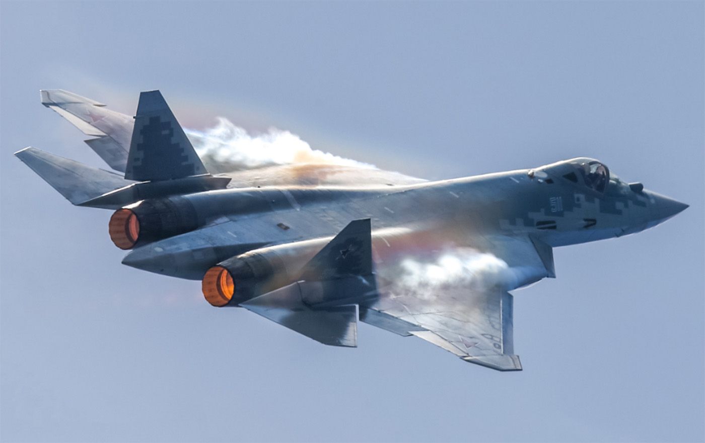 На авиабазе в Липецке, куда мощно прилетело, базировались и новейшие Су-57, – Defense Express - 24 Канал На авиабазе в Липецке, куда мощно прилетело, базировались и новейшие Су-57, – Defense Express - 24 Канал