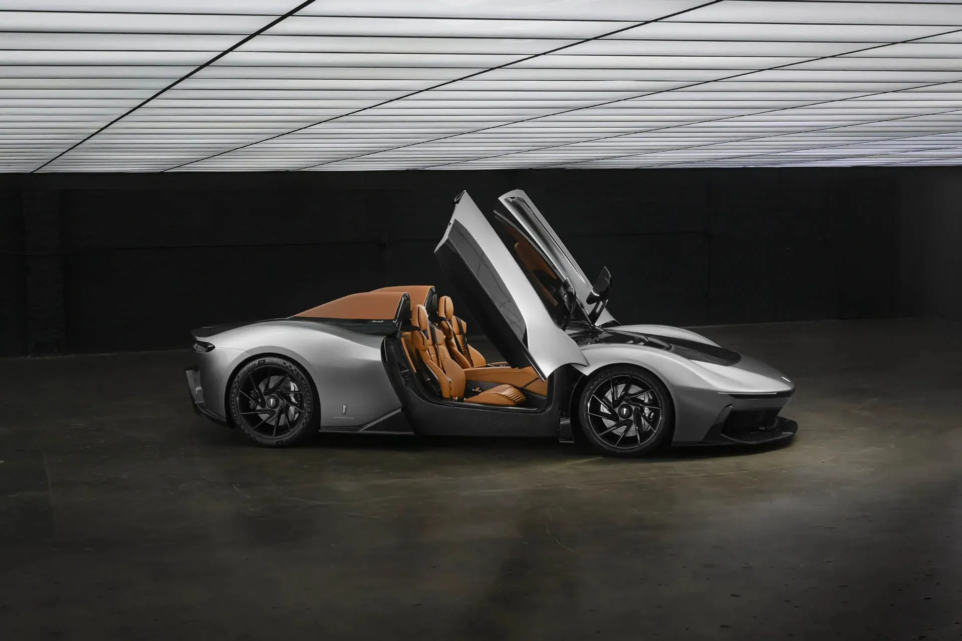 Pininfarina B95 Gotham Pininfarina B95 Gotham