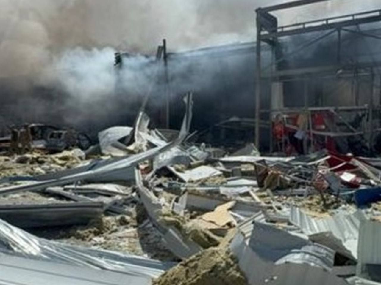 У Костянтинівці завершили ідентифікацію жертв ракетного удару по торговому центру - 24 Канал У Костянтинівці завершили ідентифікацію жертв ракетного удару по торговому центру - 24 Канал