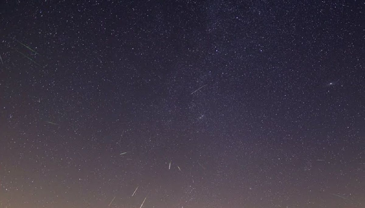 Метеоритний потік Персеїди 2024 онлайн Метеоритний потік Персеїди 2024 онлайн
