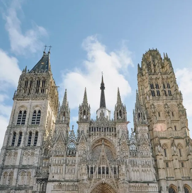 Собор Паризької Богоматері в Руані Собор Паризької Богоматері в Руані