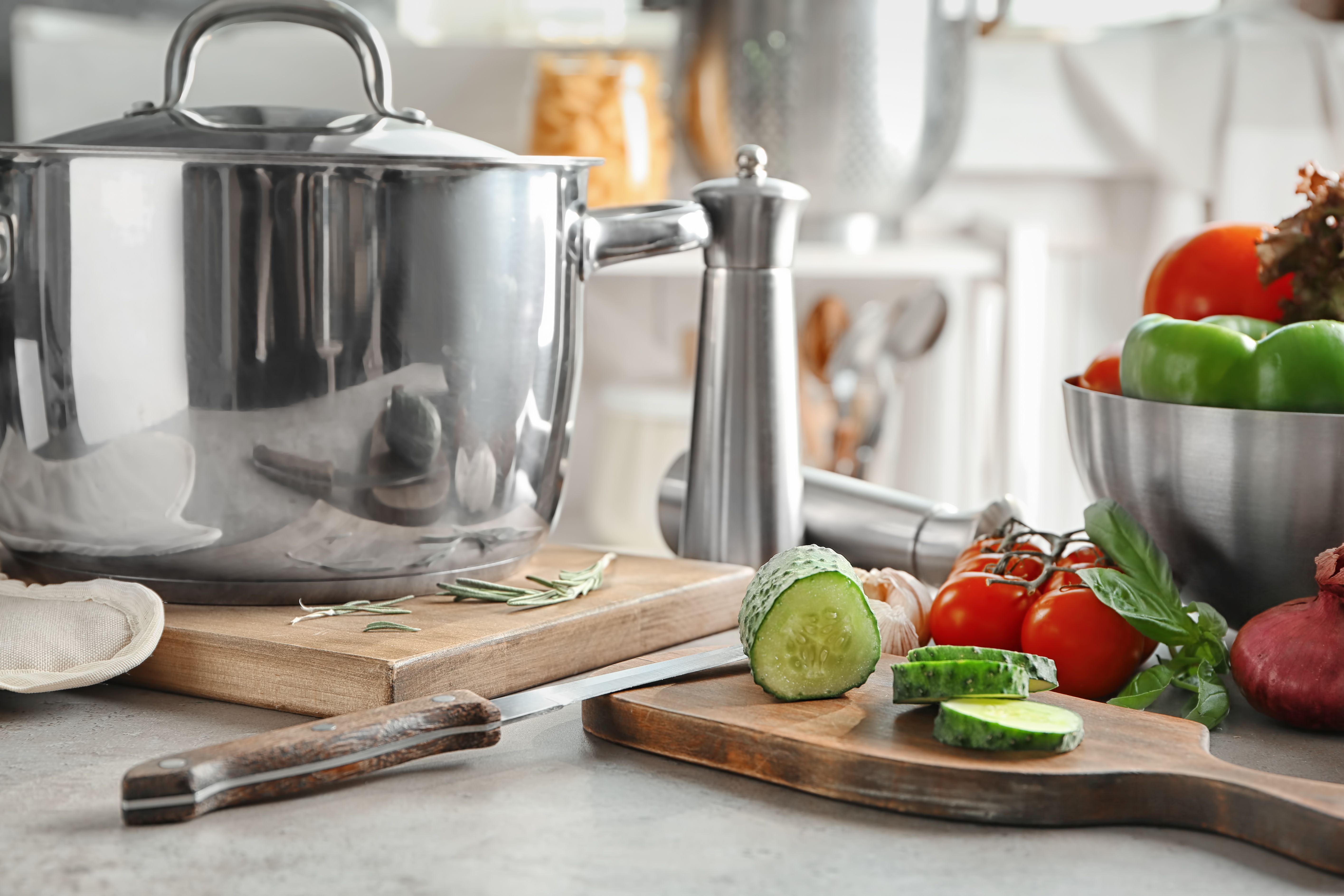 Як зменшити споживання мікропластику, який міститься у їжі Як зменшити споживання мікропластику, який міститься у їжі