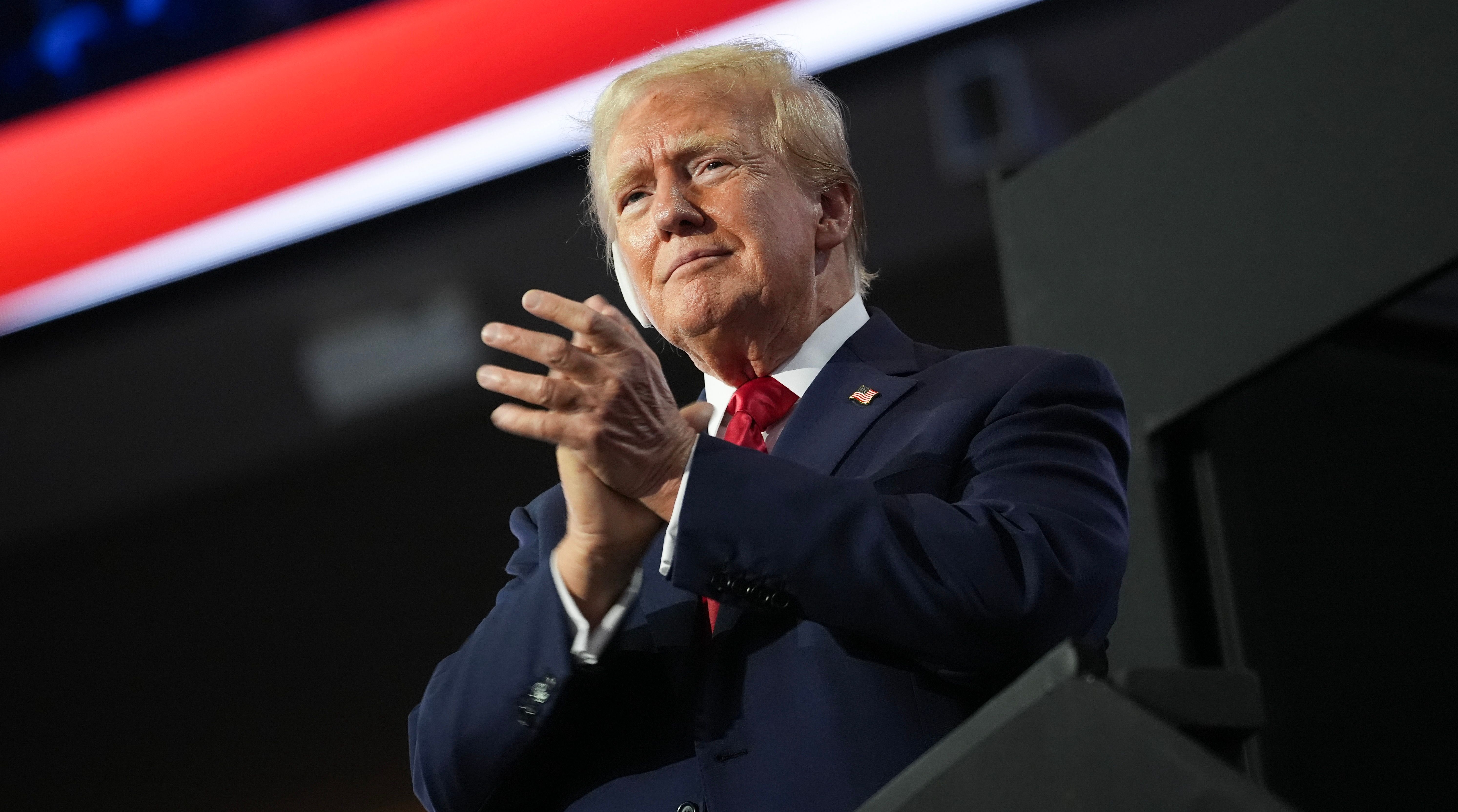 Трамп похвали Путіна, Сі й Кім Чен Ина - що це означає - 24 Канал Трамп похвали Путіна, Сі й Кім Чен Ина - що це означає - 24 Канал