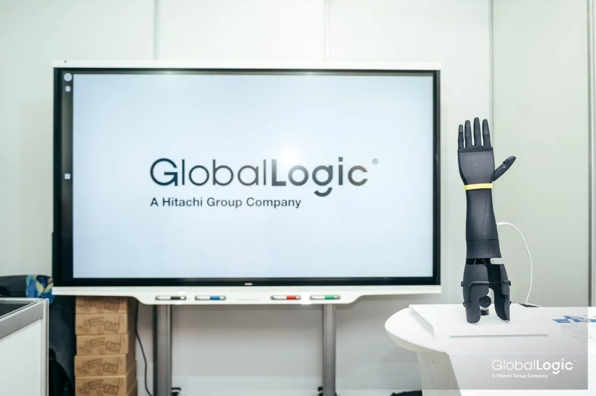 Бионический протез AllBionics Бионический протез AllBionics