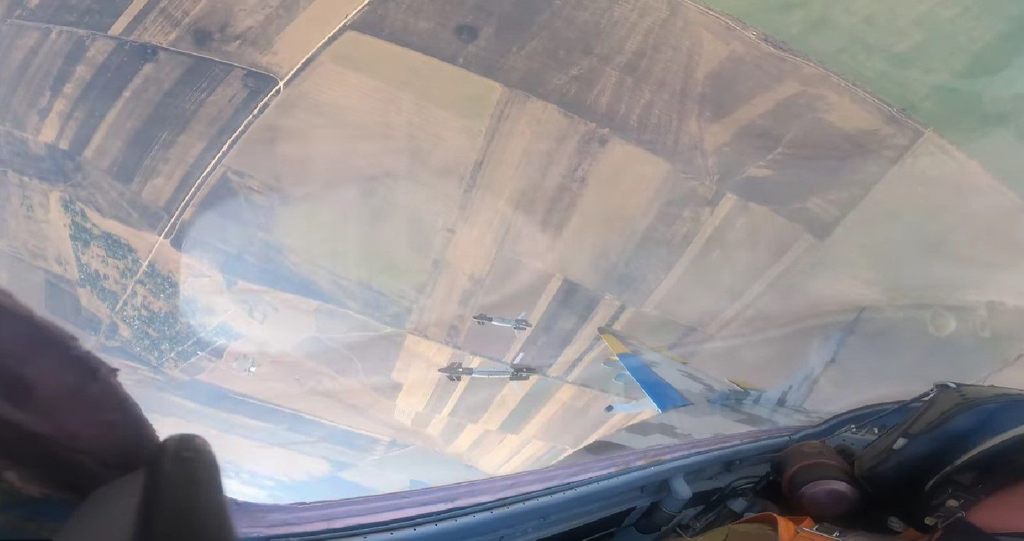 Запуск авіабомб AASM Hammer Запуск авіабомб AASM Hammer