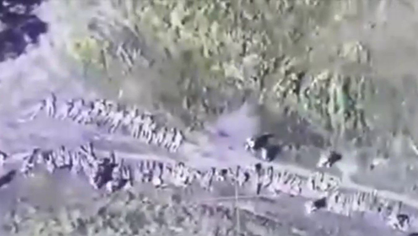 Рота російських військових здалася у полон Рота російських військових здалася у полон