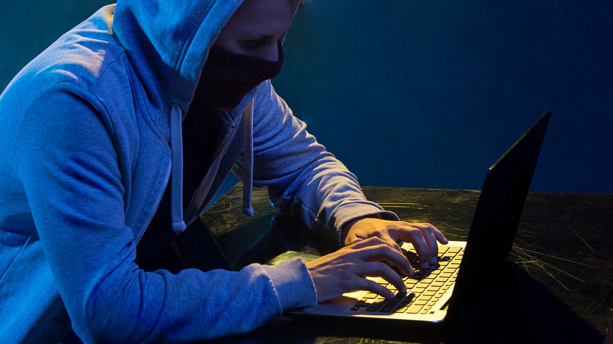 Головний інтернет-пірат Кім Дотком програв суди й відправиться до США Головний інтернет-пірат Кім Дотком програв суди й відправиться до США