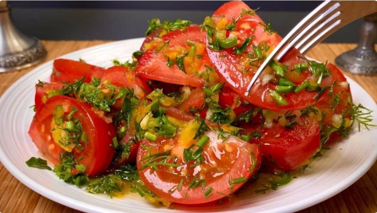 Этот рецепт создал гений салат-закуска из помидоров за 5 минут - Новини Смачно Этот рецепт создал гений салат-закуска из помидоров за 5 минут - Новини Смачно