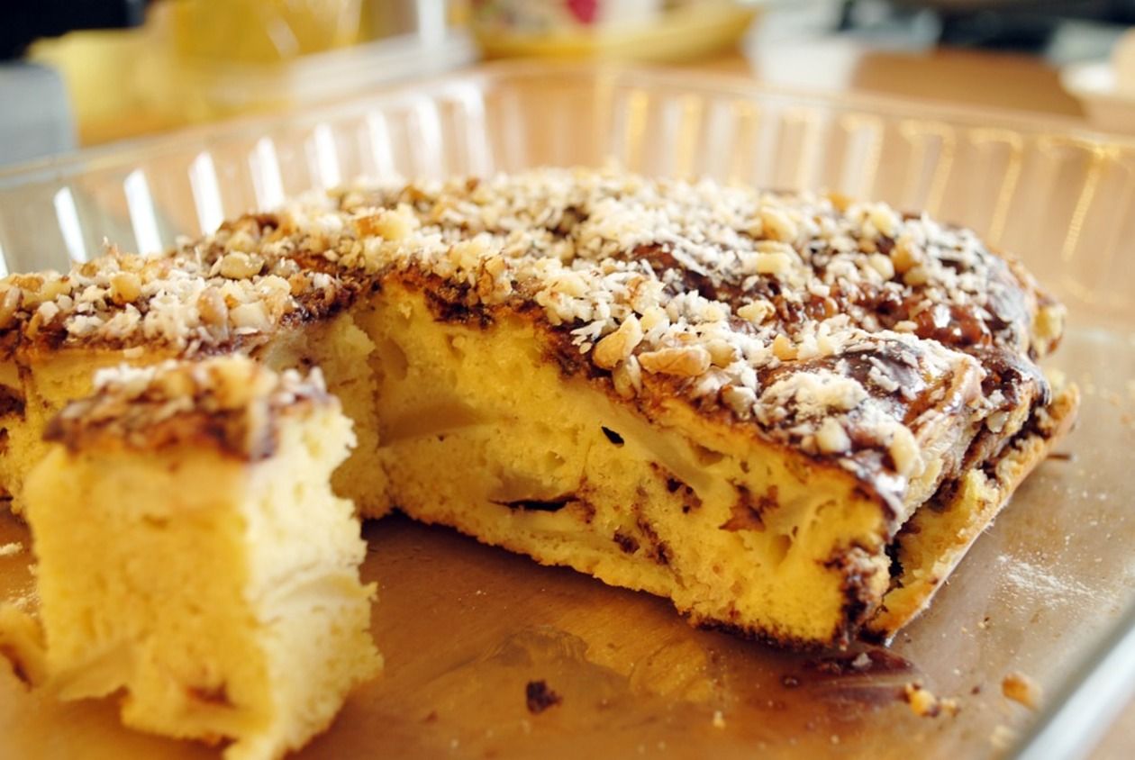 Наслаждаемся шарлоткой с абрикосами Наслаждаемся шарлоткой с абрикосами