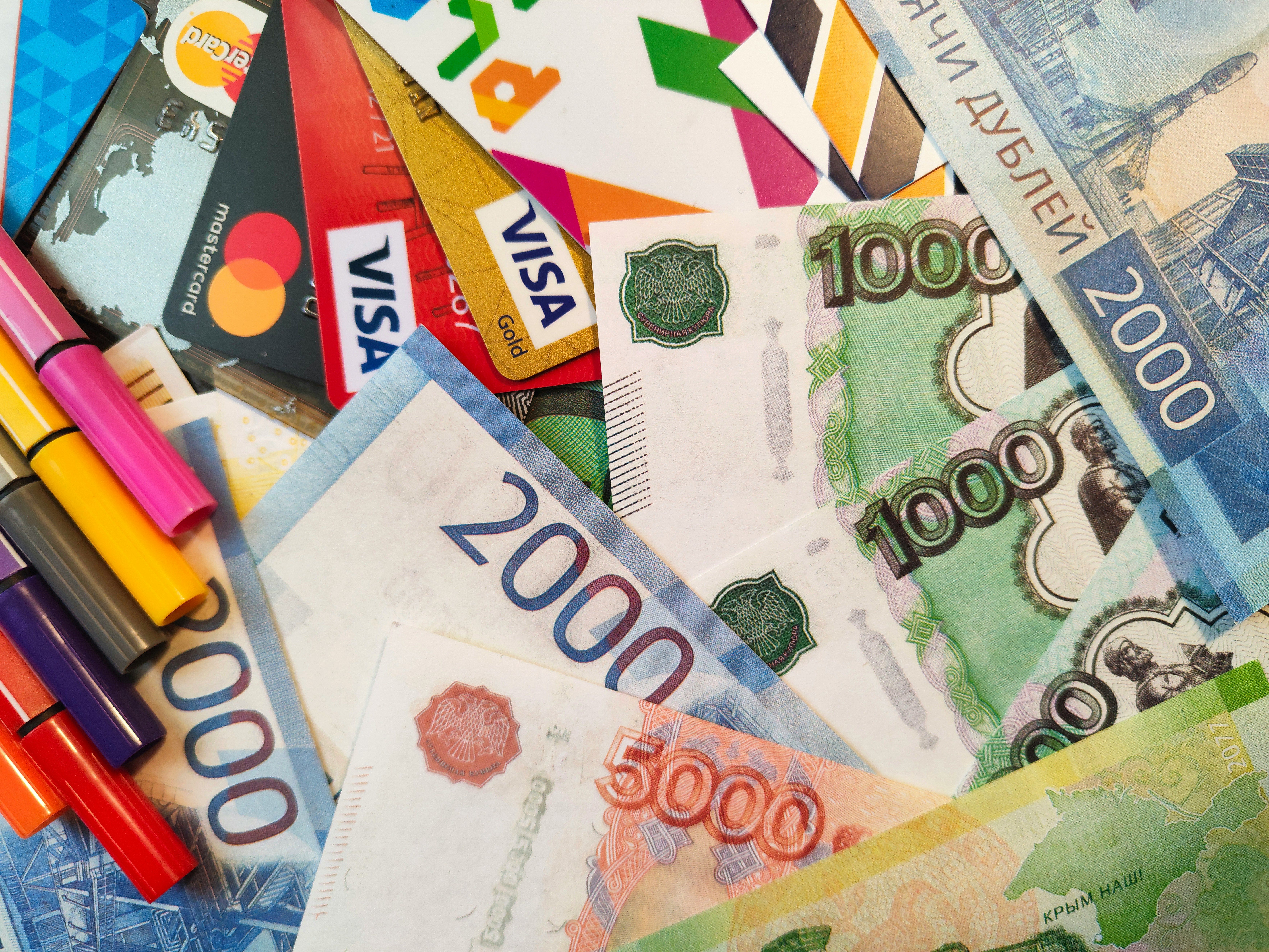 Російські олігархи під санкціями - в бюджет України надійде 10 млрд грн Російські олігархи під санкціями - в бюджет України надійде 10 млрд грн