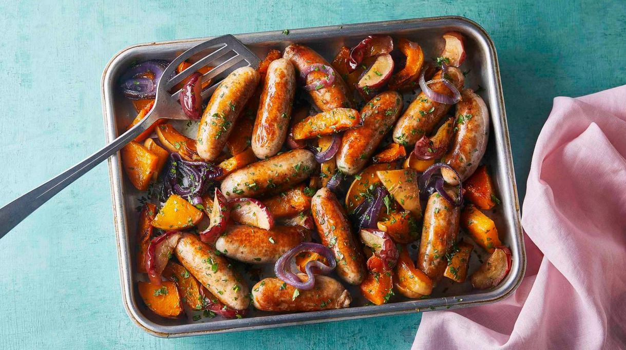 Запеканка с кабачками и сосисками - приготовьте на ужин - проверенный рецепт - Новости Вкусно Запеканка с кабачками и сосисками - приготовьте на ужин - проверенный рецепт - Новости Вкусно