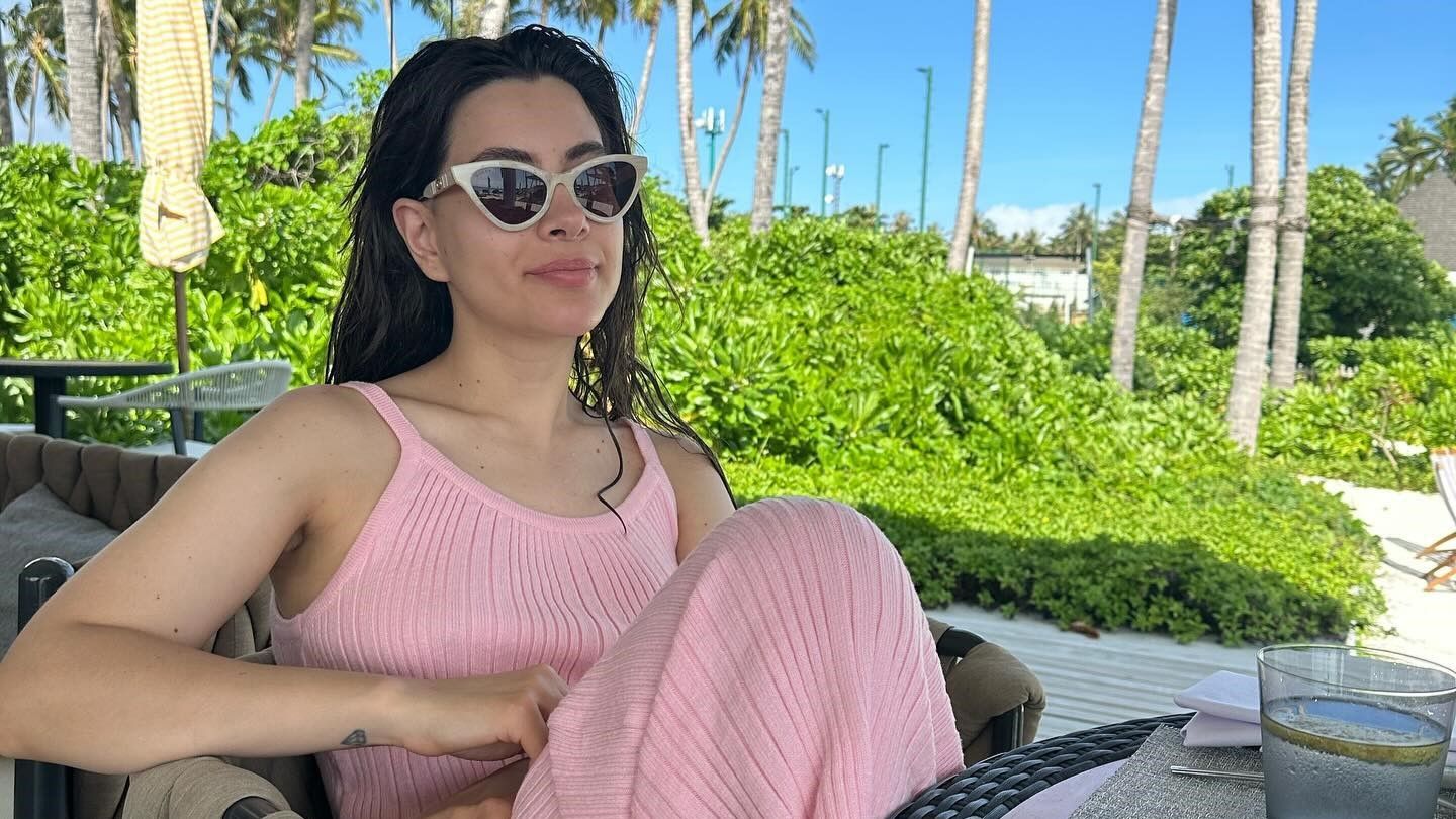 Раміна Есхакзай Раміна Есхакзай