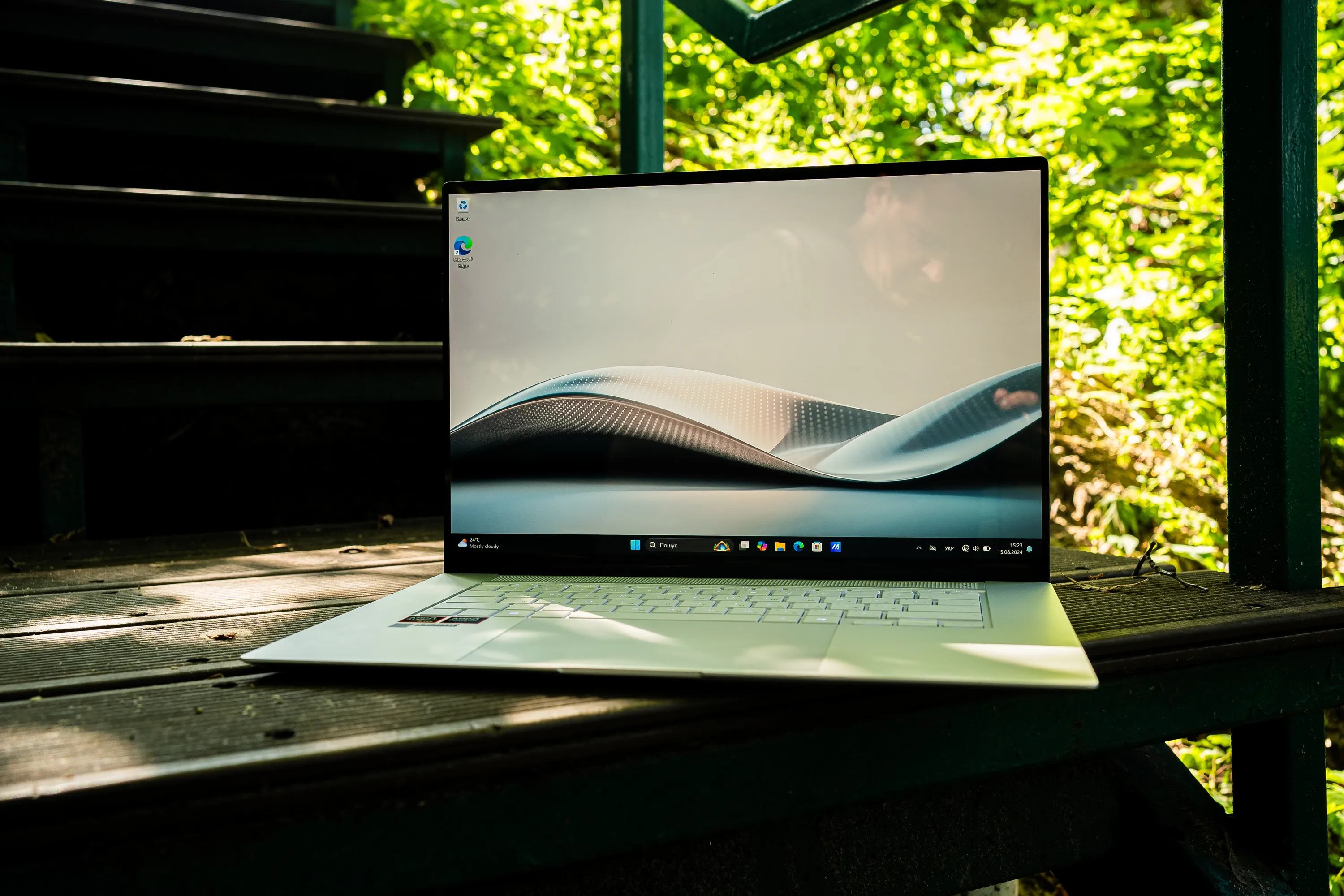 Zenbook S 16