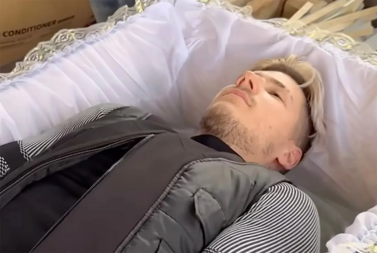 Волошин у труні Волошин у труні