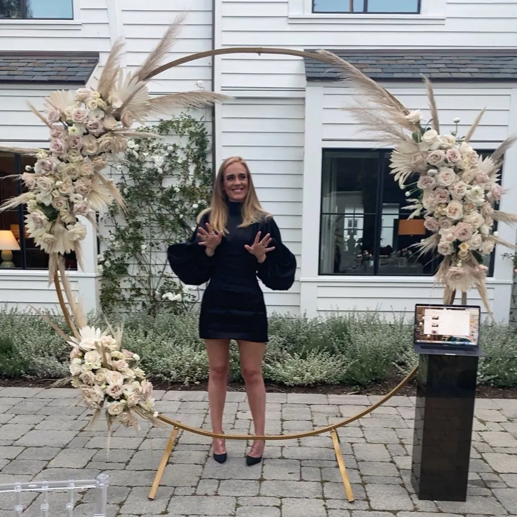 Адель у 2020 році Адель у 2020 році