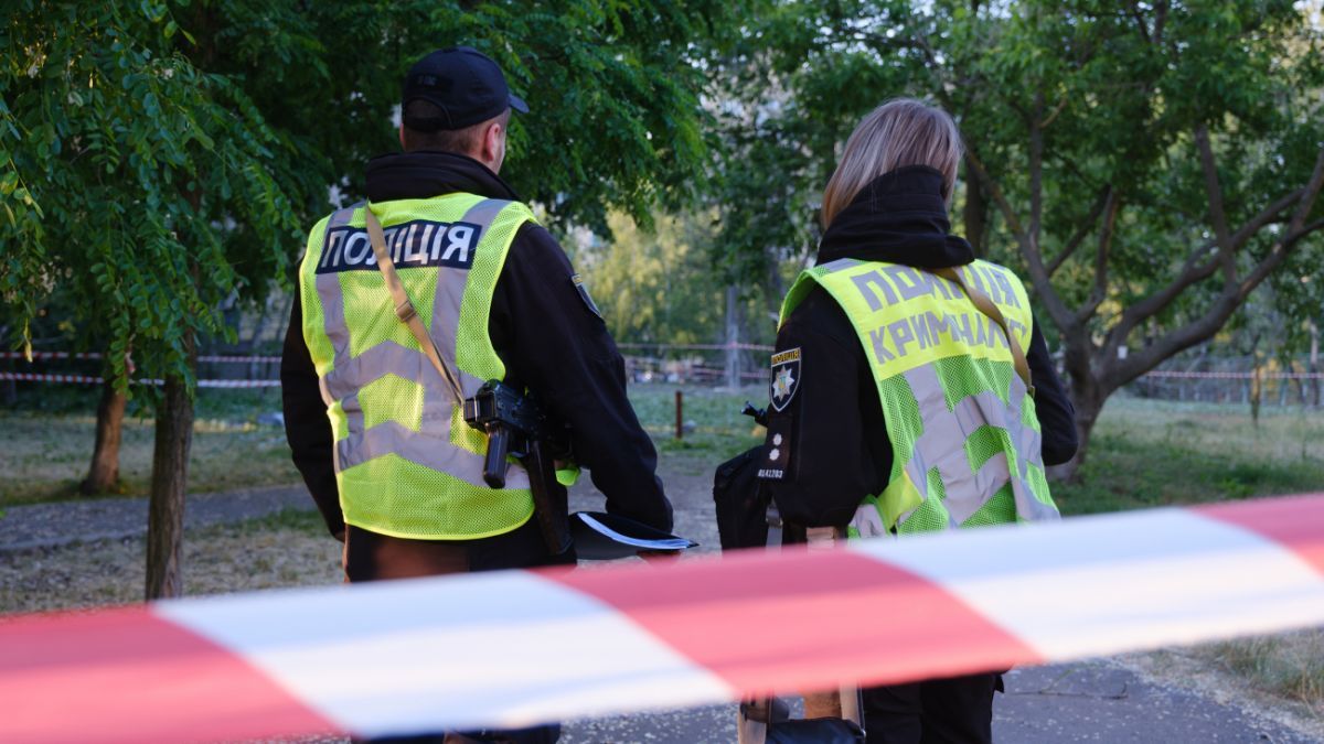 Орудие убийства еще ищут: в полиции опровергли информацию, что пистолет найден - 24 Канал Орудие убийства еще ищут: в полиции опровергли информацию, что пистолет найден - 24 Канал