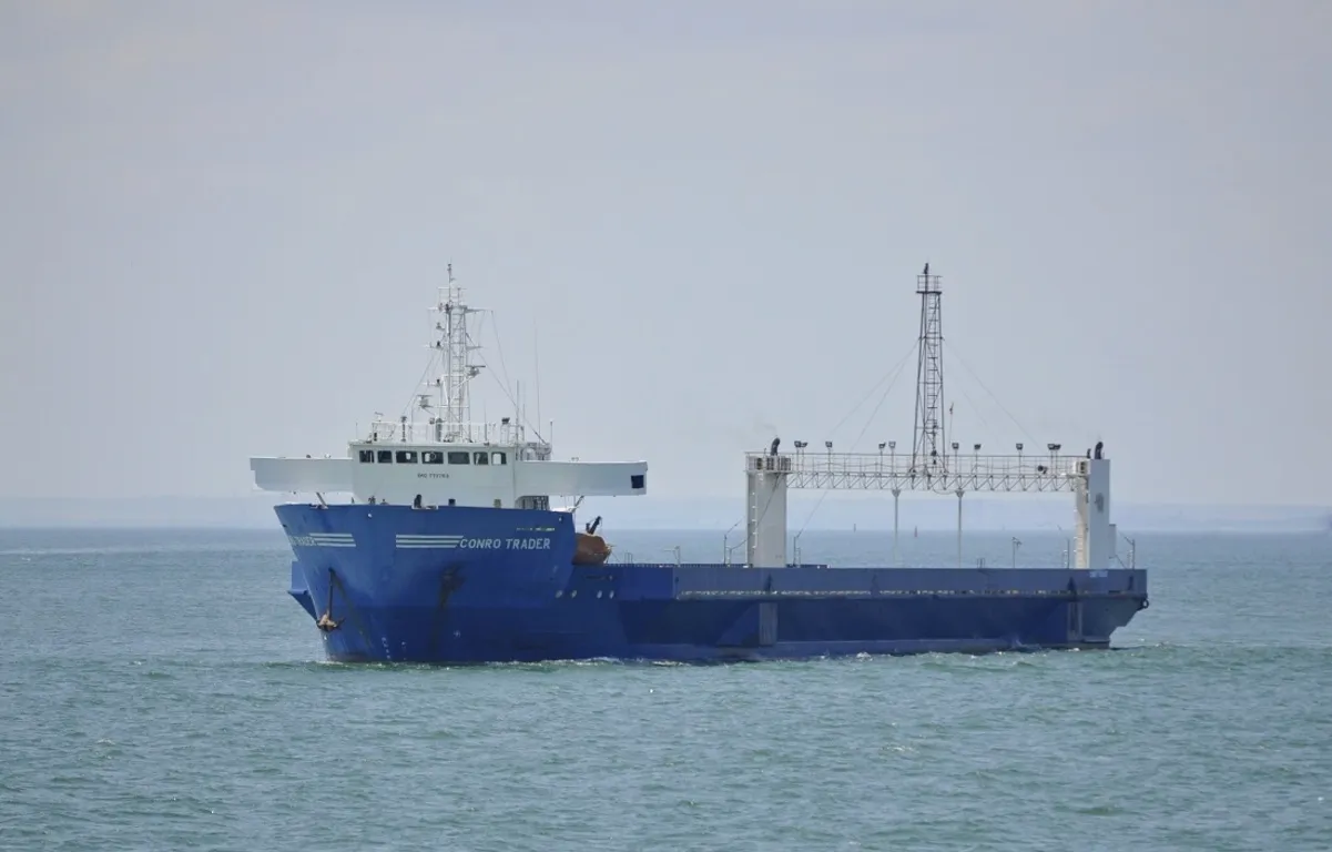 Паром Конро Трейдер Паром Конро Трейдер