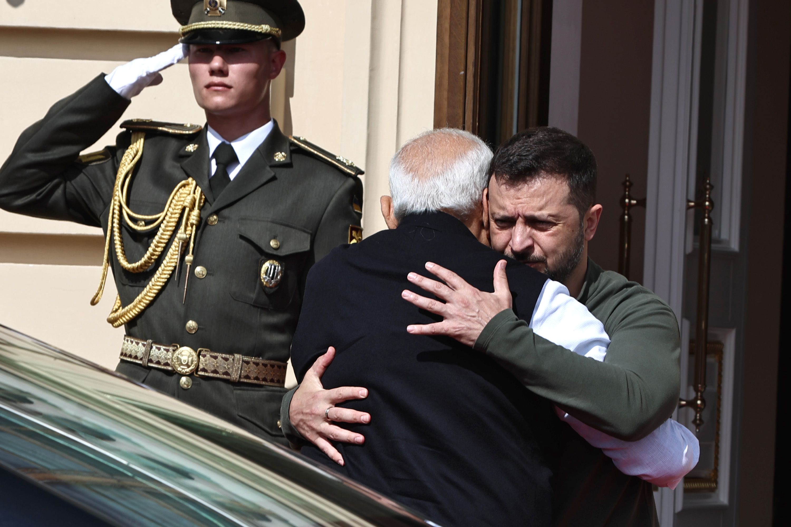 Моді приїхав в Україну - Єрмак розповів деталі візиту - 24 Канал Моді приїхав в Україну - Єрмак розповів деталі візиту - 24 Канал