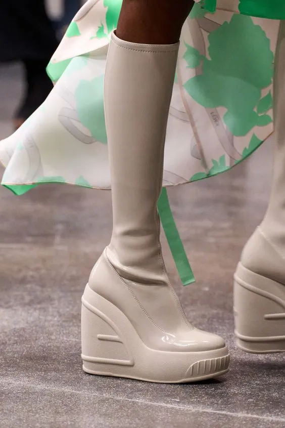 Стильне взуття на осінь 2024 Стильне взуття на осінь 2024