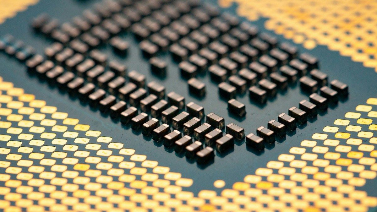 Несмотря на санкции США, Китай продолжает скупать машины для печати микросхем Несмотря на санкции США, Китай продолжает скупать машины для печати микросхем