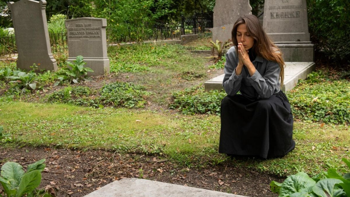 Народні прикмети про померлих Народні прикмети про померлих