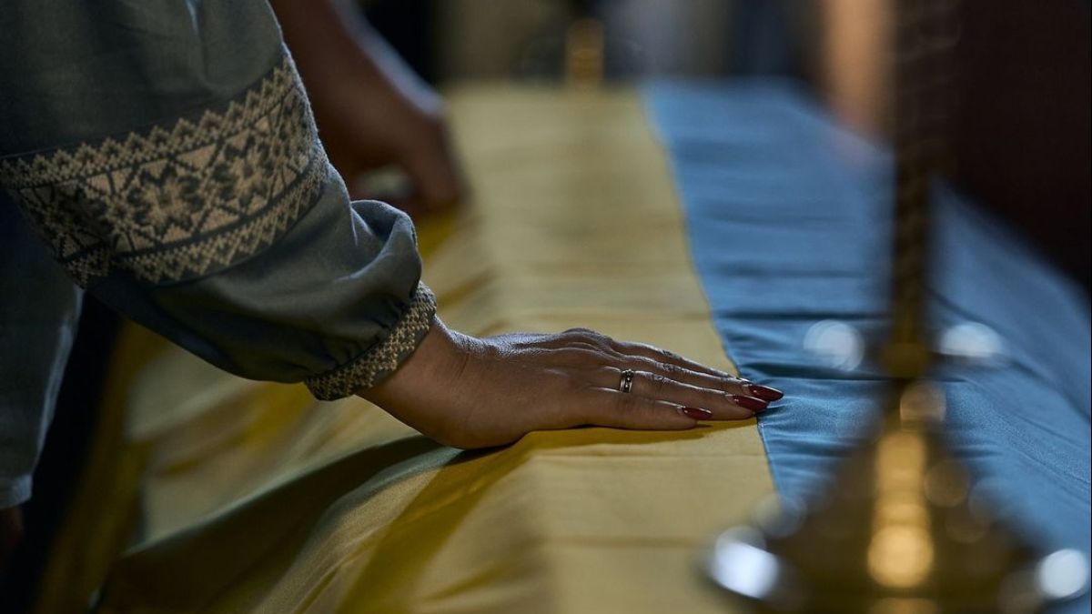 День пам'яті захисників України День пам'яті захисників України