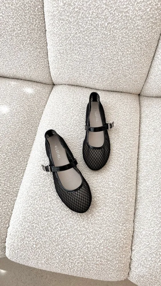 Трендові балетки на осінь 2024 Трендові балетки на осінь 2024