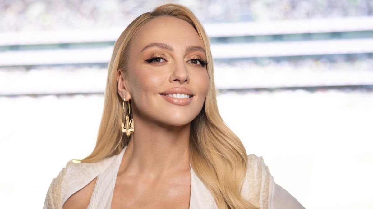 Оля Полякова Оля Полякова