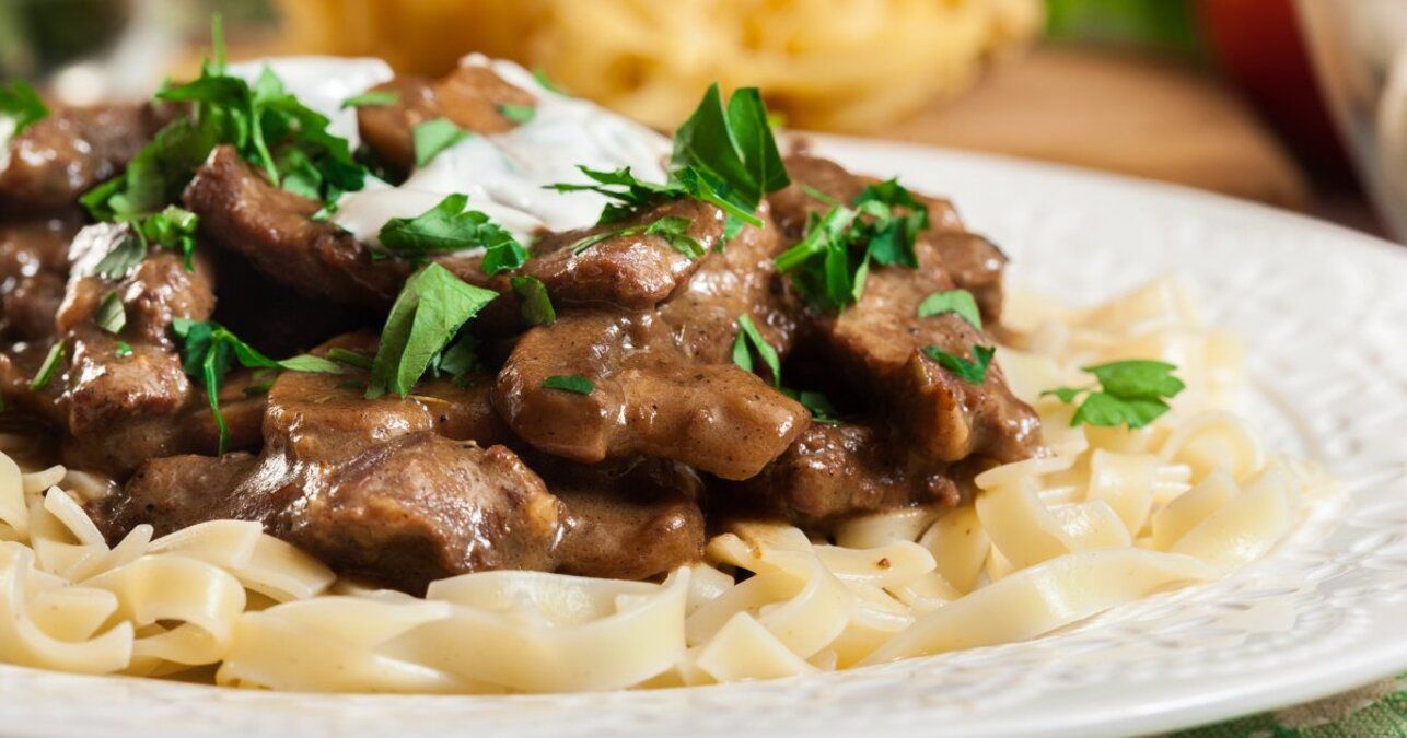 Мясная подливка, как в детстве - приготовьте просто и быстро - пошаговый рецепт - Новости Вкусно Мясная подливка, как в детстве - приготовьте просто и быстро - пошаговый рецепт - Новости Вкусно