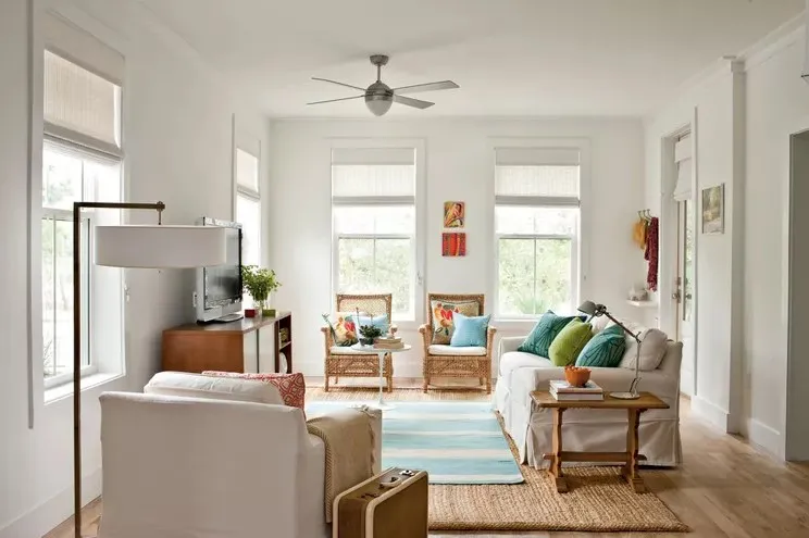 Природне освітлення відіграє важливу роль Природне освітлення відіграє важливу роль