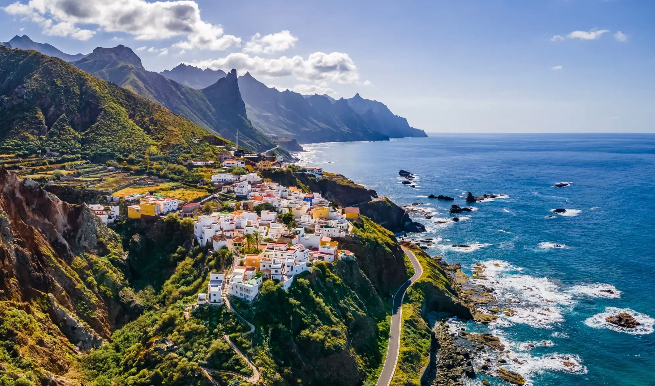 LOT запускает регулярные рейсы на Канарские острова LOT запускает регулярные рейсы на Канарские острова