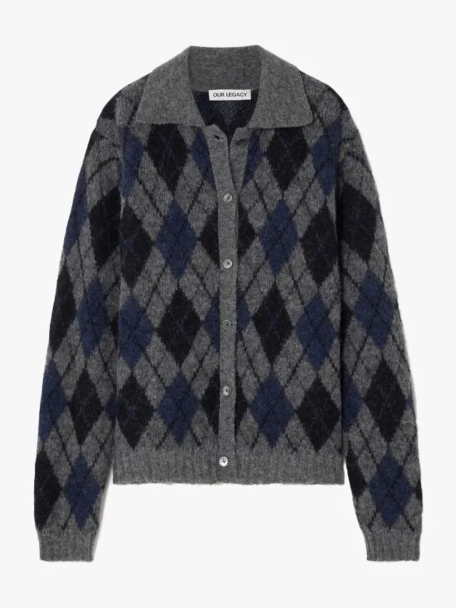 Трендовий светр на осінь 2024 Трендовий светр на осінь 2024