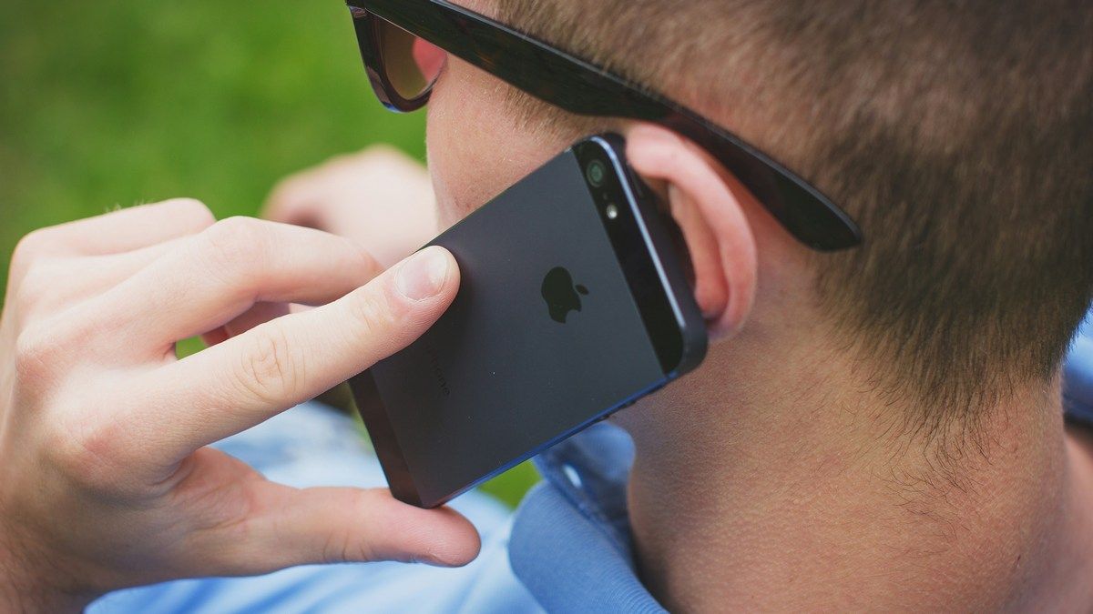 Мобільні телефони та рак мозку – чи є зв'язок Мобільні телефони та рак мозку – чи є зв'язок