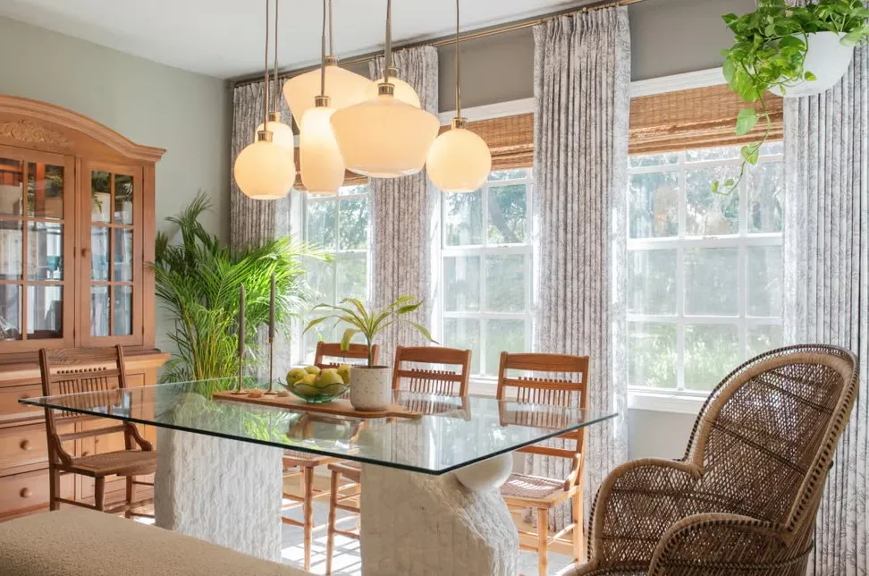 Стільці можуть бути різними Стільці можуть бути різними