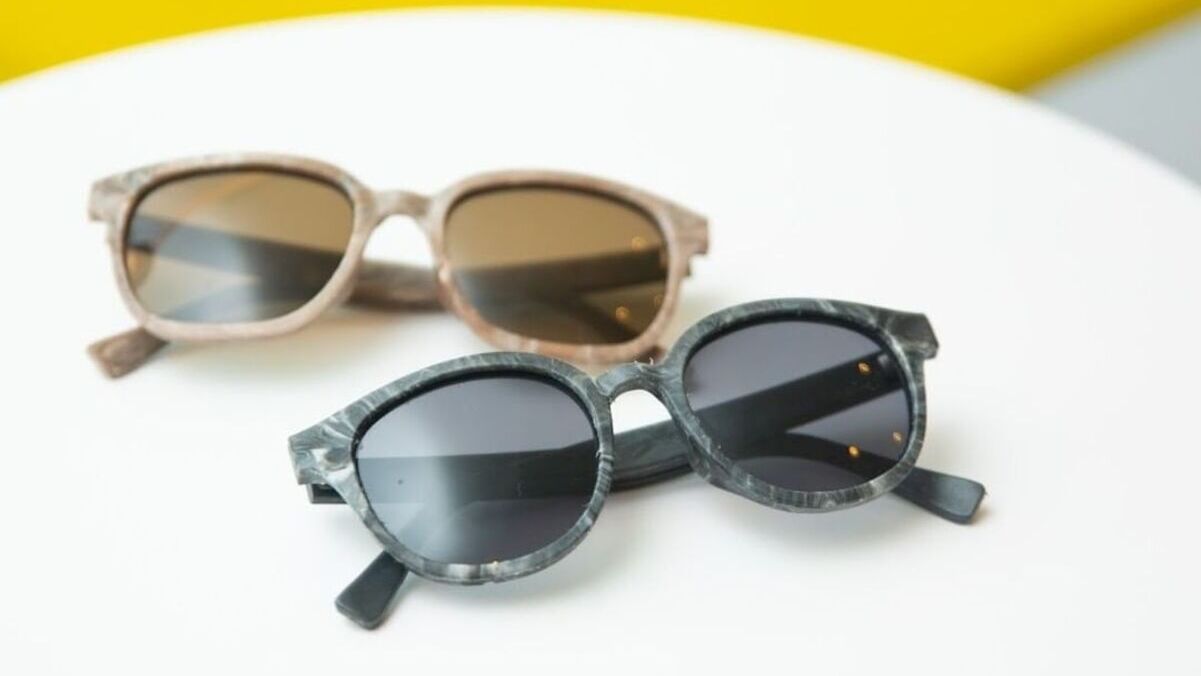 На Тайвані виготовляють сонцезахисні окуляри з пластикових відходів На Тайвані виготовляють сонцезахисні окуляри з пластикових відходів