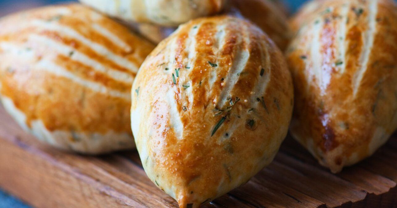 Пиріжки з печінкою та картоплею - можна смажити і пекти - простий рецепт Лілії Цвіт - Новини Смачно Пиріжки з печінкою та картоплею - можна смажити і пекти - простий рецепт Лілії Цвіт - Новини Смачно