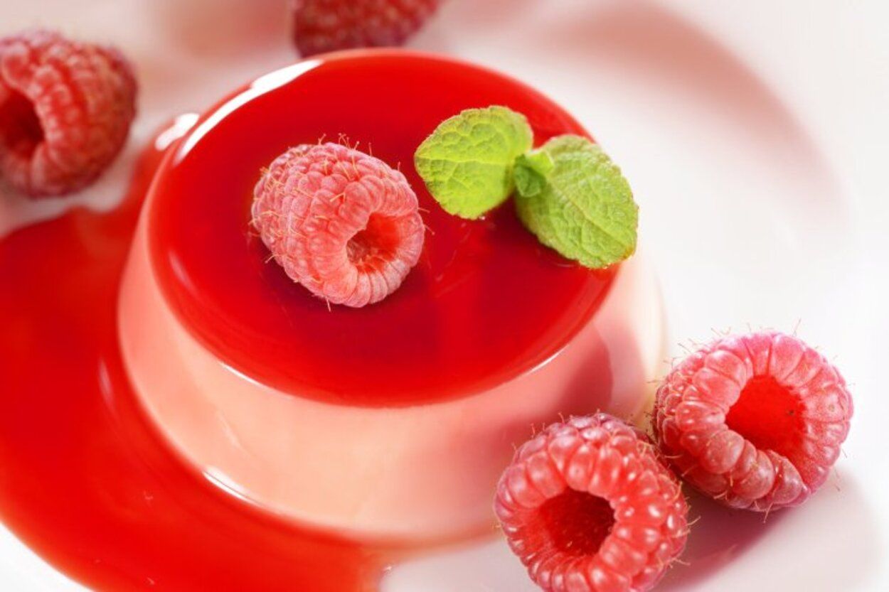 Сирний десерт - приготуйте з малиною - простий покроковий рецепт - Новини Смачно Сирний десерт - приготуйте з малиною - простий покроковий рецепт - Новини Смачно