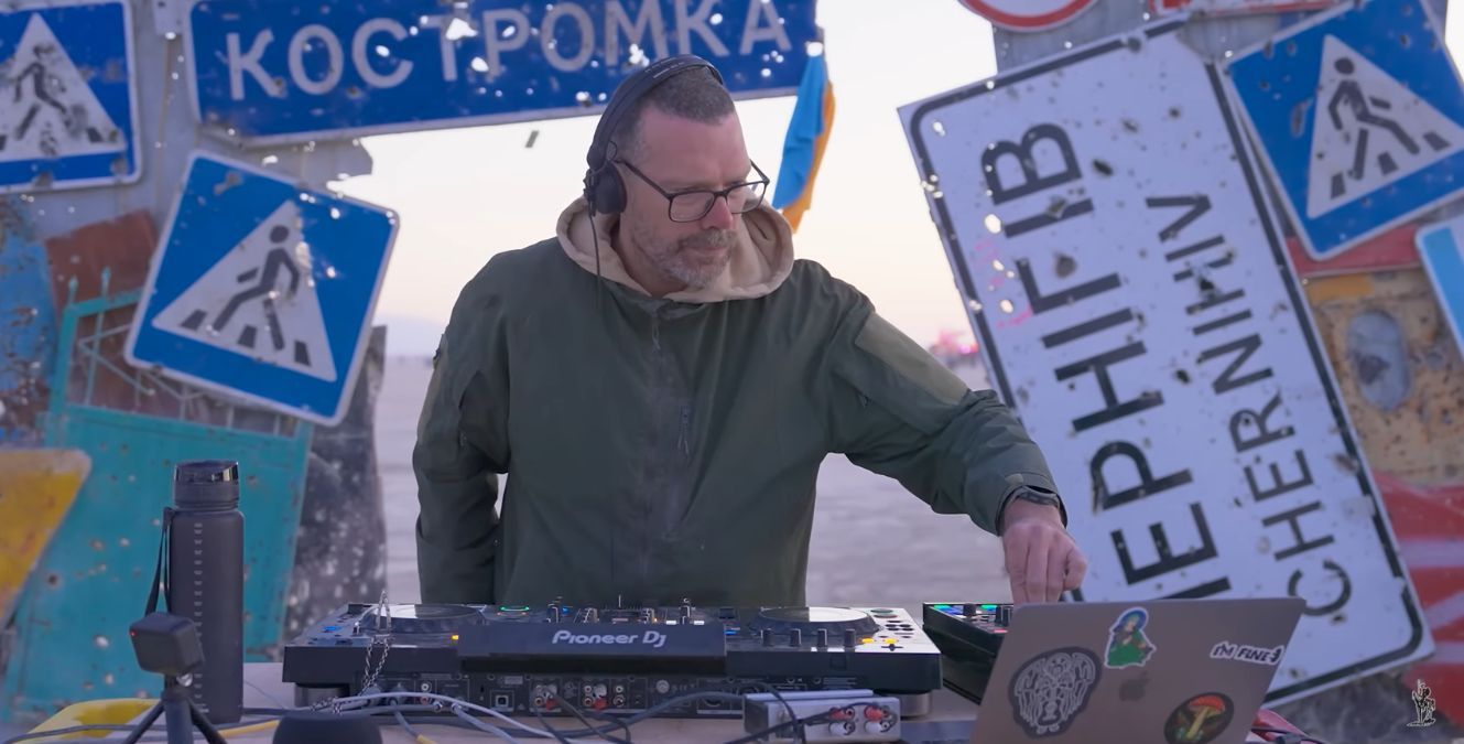 DJ Topolsky на Burning Man