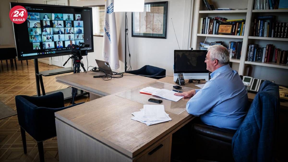 Новый глава МИД отозвал временного поверенного в Грузии Новый глава МИД отозвал временного поверенного в Грузии