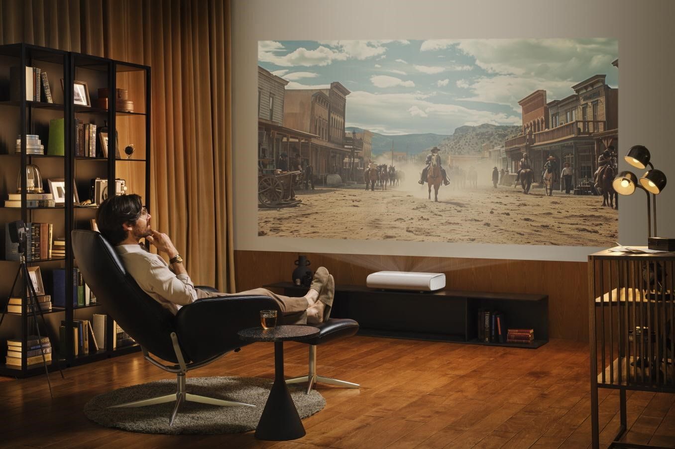 The Premiere превратит любую комнату в кинотеатр в кинотеатр The Premiere превратит любую комнату в кинотеатр в кинотеатр