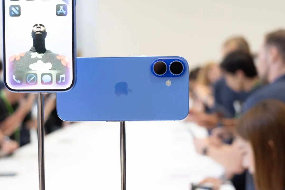 Камеры iPhone 16 Камеры iPhone 16