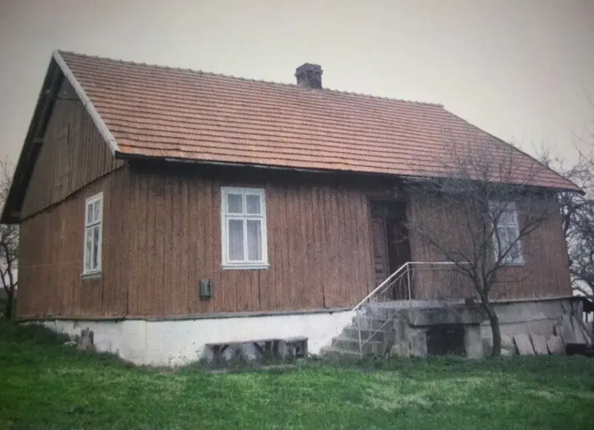 Будинок за кілька тисяч доларів - на Львівщині продають дуже дешеве житло - Нерухомість Будинок за кілька тисяч доларів - на Львівщині продають дуже дешеве житло - Нерухомість