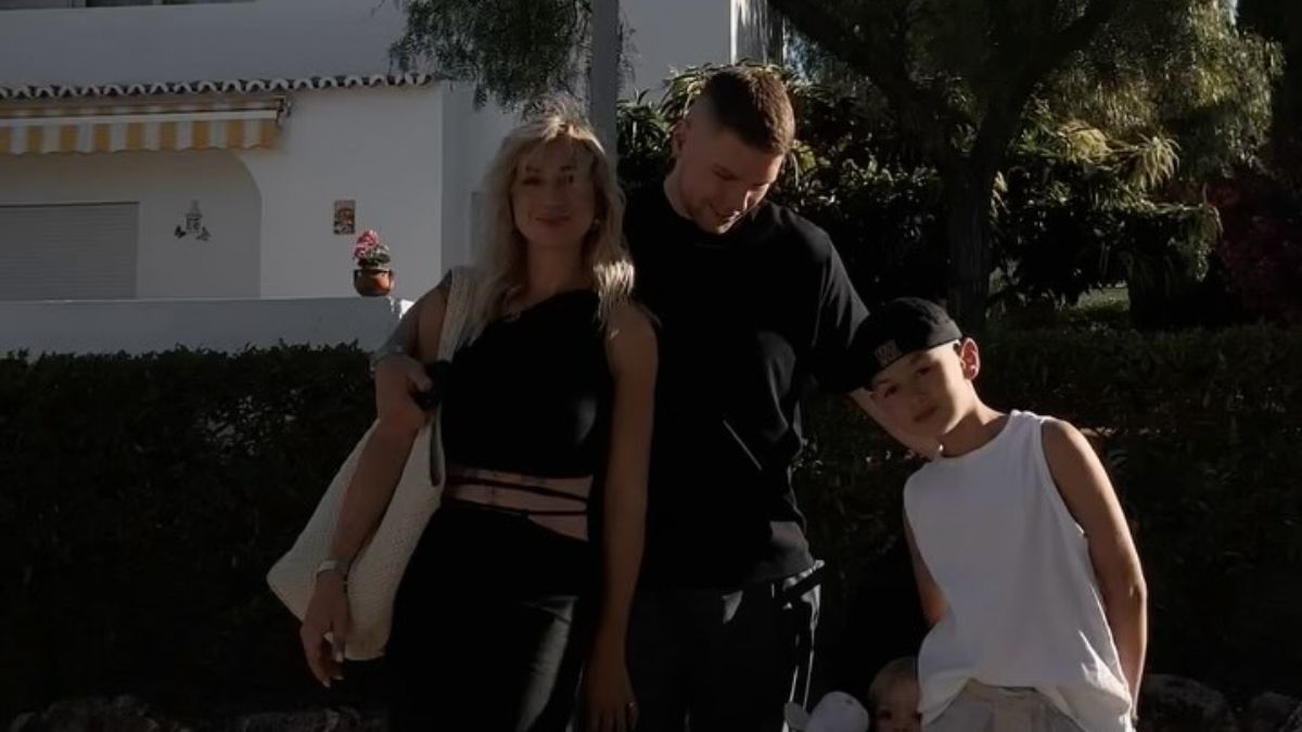 Тетяна Пренткович і Андрій Гонковський з дітьми Тетяна Пренткович і Андрій Гонковський з дітьми