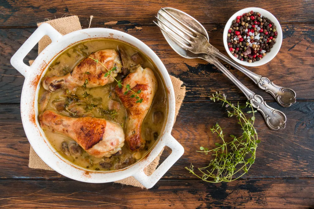 Завжди улюблене м'ясо на кісточці: ідеї страв із курячих гомілок на будь-який випадок Завжди улюблене м'ясо на кісточці: ідеї страв із курячих гомілок на будь-який випадок