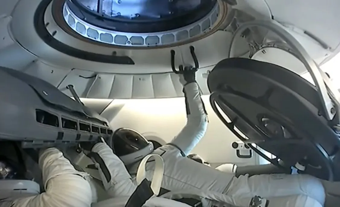 Джаред Айзекман Джаред Айзекман