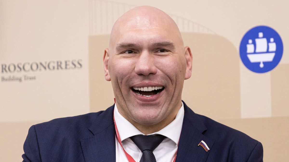 Валуев хочет запретить чешское пиво в России Валуев хочет запретить чешское пиво в России