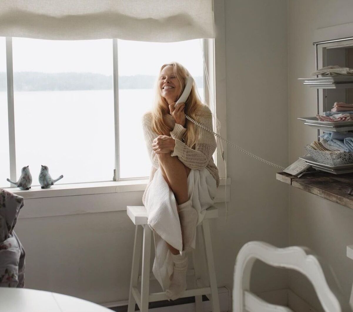 Интерьер Памелы Андерсон - как актриса обустроила обеденный уголок - Недвижимость Интерьер Памелы Андерсон - как актриса обустроила обеденный уголок - Недвижимость