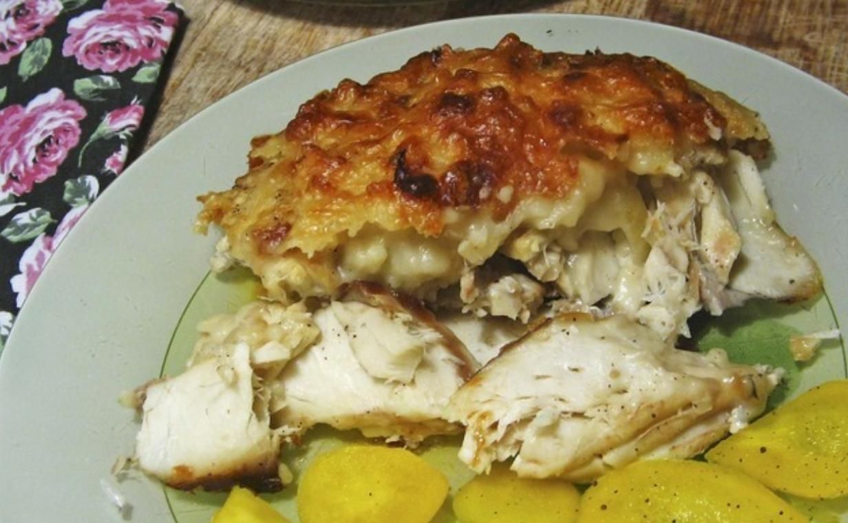 Минет сұраған қыздың видеосы Жалаңаш қыз ваннада өзін суретке түсіреді