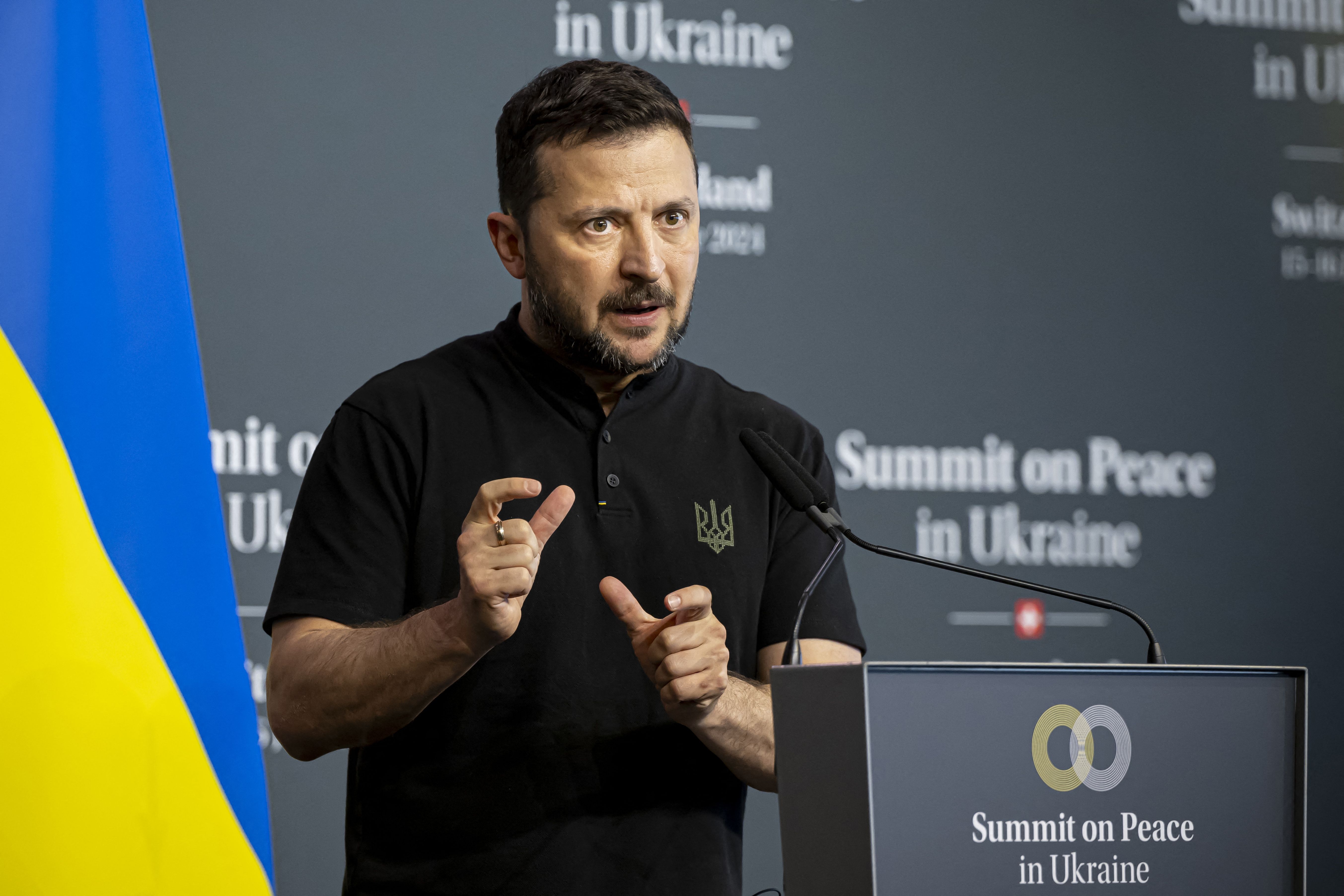 Зеленський пояснив, чому планує представити "План перемоги" Байдену, Трампу і Гарріс Зеленський пояснив, чому планує представити "План перемоги" Байдену, Трампу і Гарріс