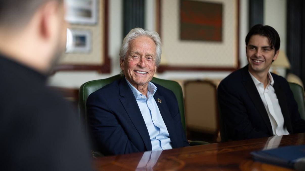 Майкл Дуглас Майкл Дуглас